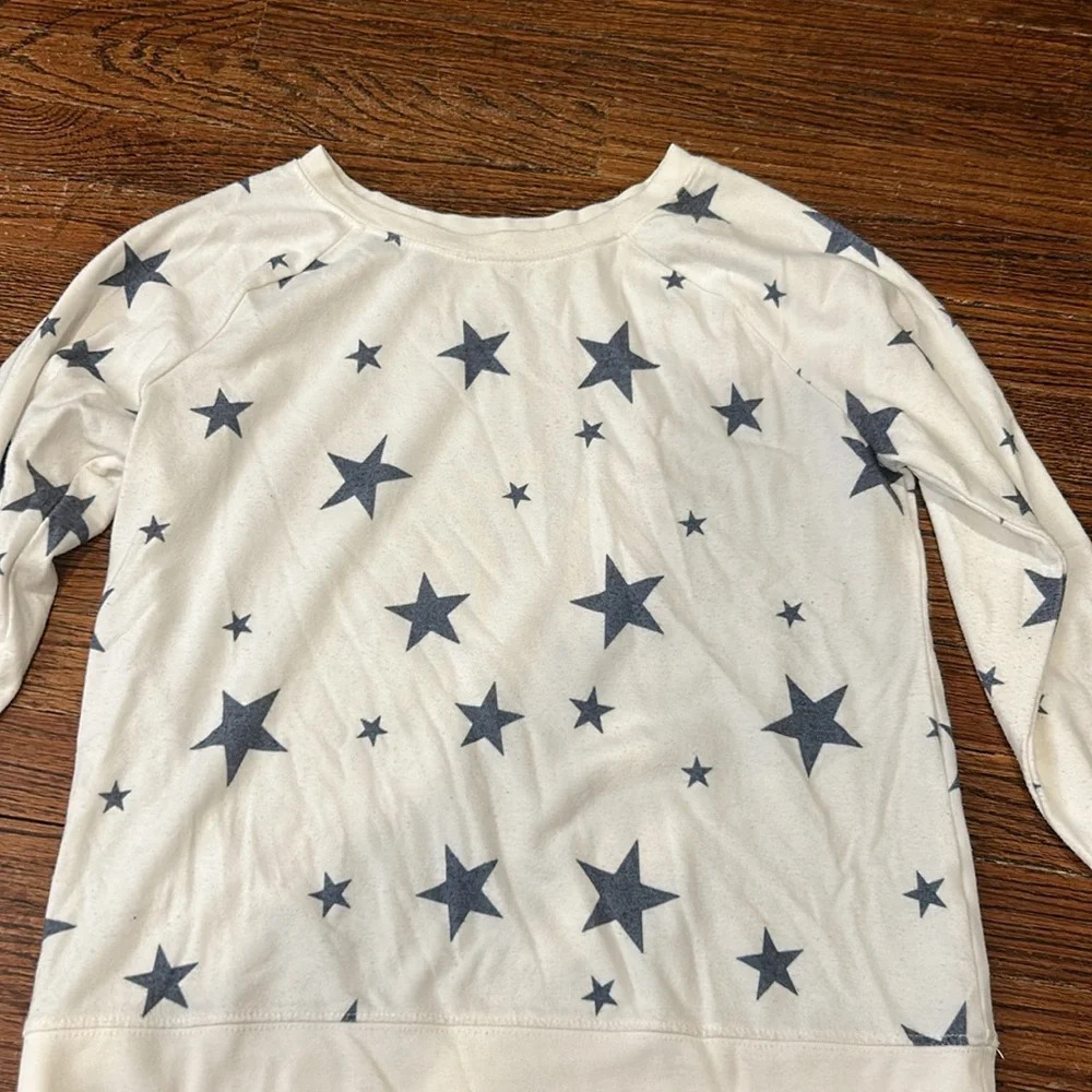 Grayson Threads Star Crew Sweater - Picture 3 of 5